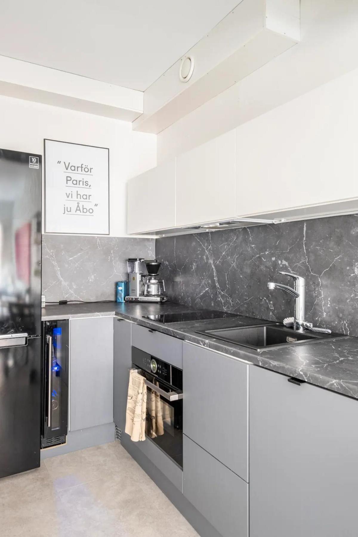 Modern 31Sqm Studio In Helsinki Zewnętrze zdjęcie